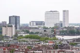 De Rotterdamse Dakendagen 2024 in Rotterdam met het uitzicht op het Landverhuizersmuseum