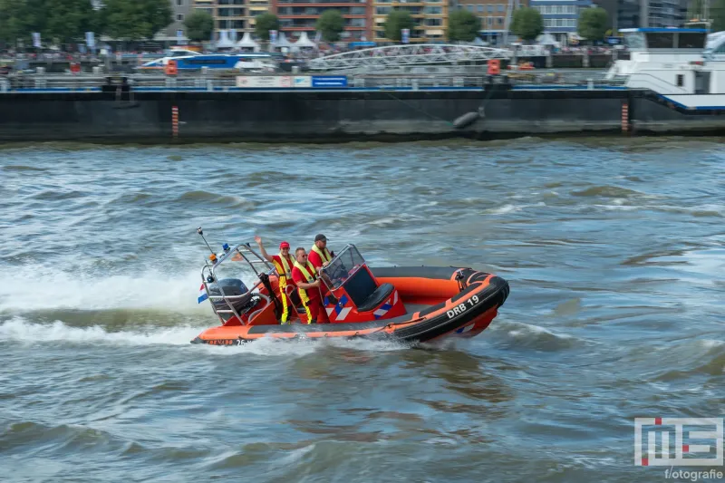 De reddingsbrigrade tijdens de Wereldhavendagen 2024 in Rotterdam